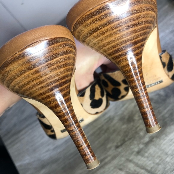 D&G Animal Print Fur Diamond Buckle Point Toe Heel - Picture 4 of 16